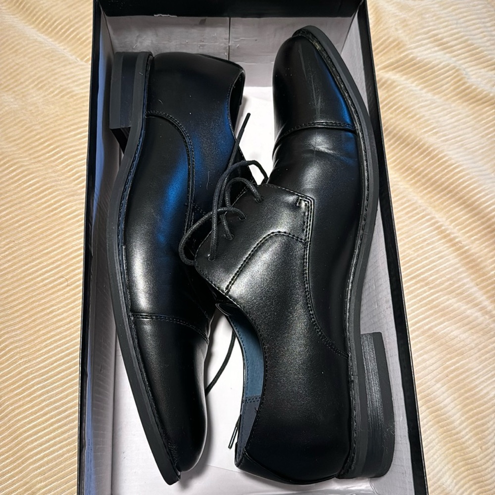 Bruno Marc dress shoes